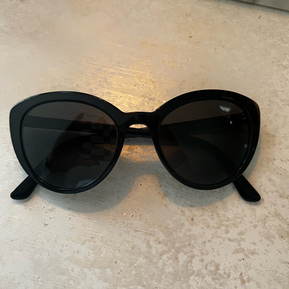 Prada Black cat-eye Sunglasses